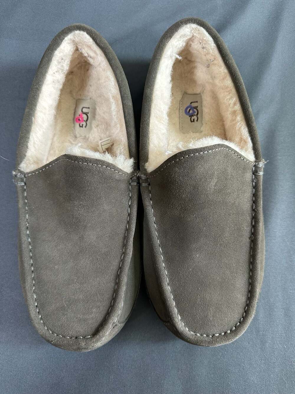 UGG Ascot Men’s Size 8 Gray Suede Wool Lined Moccasin Slippers